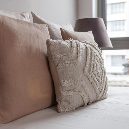 Апартаменты The Haggerston Luxury Collection Вэмблей Экстерьер фото