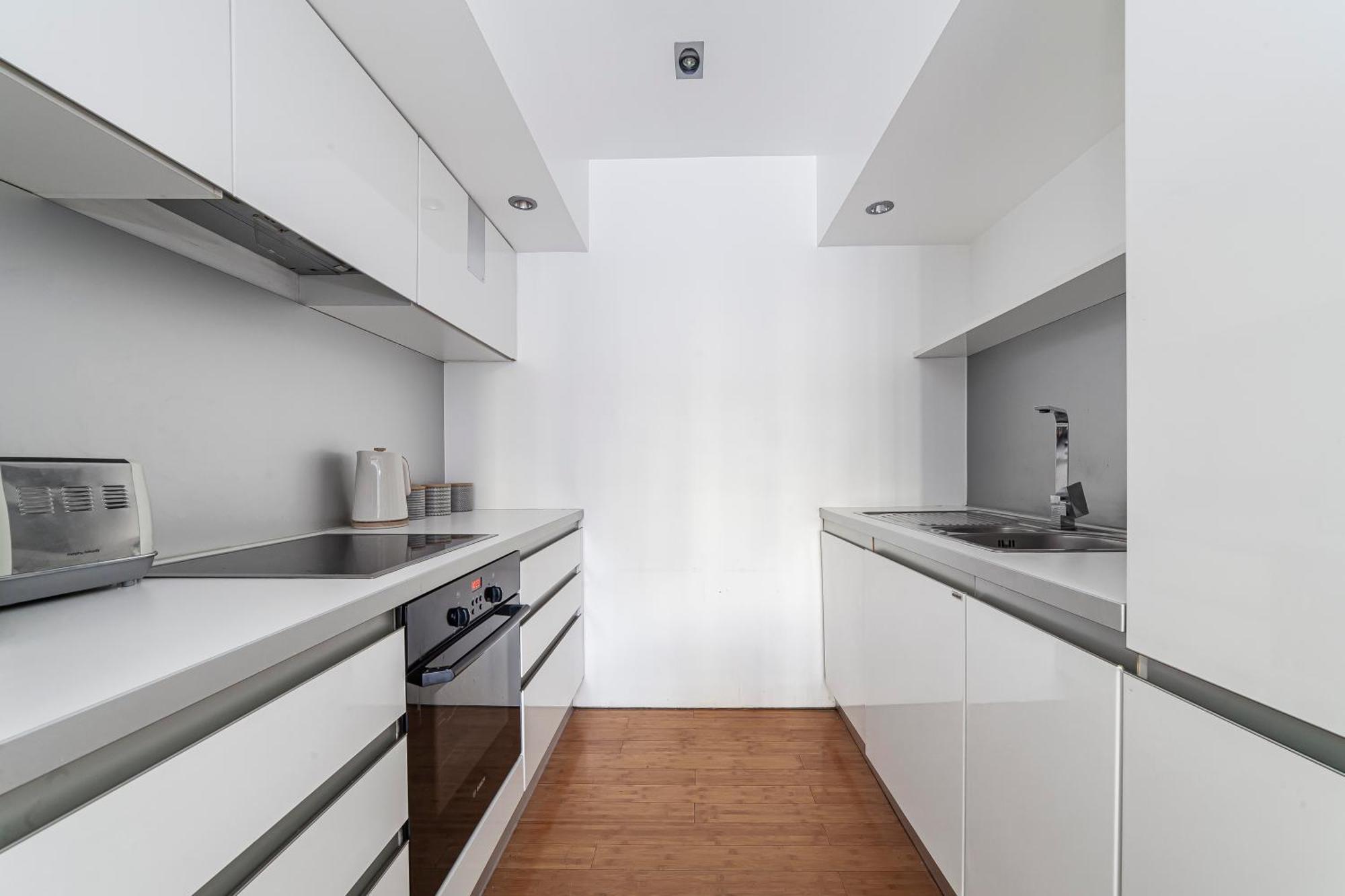 Апартаменты The Haggerston Luxury Collection Вэмблей Экстерьер фото